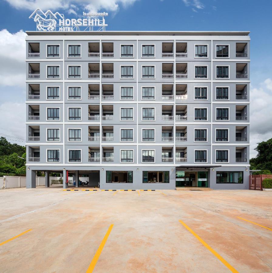 Horsehill Hotel Sriracha Si Racha Dış mekan fotoğraf