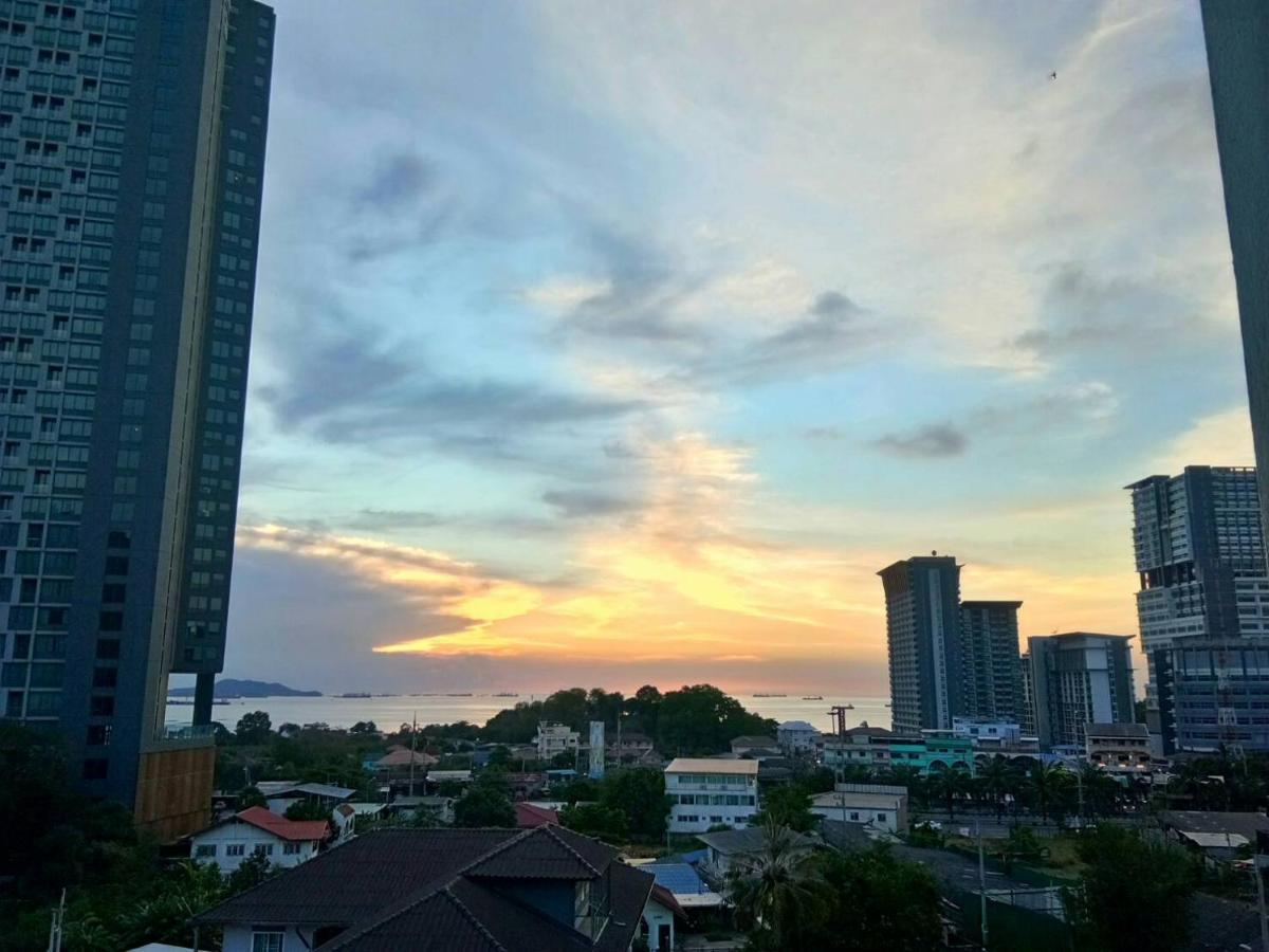 Horsehill Hotel Sriracha Si Racha Dış mekan fotoğraf