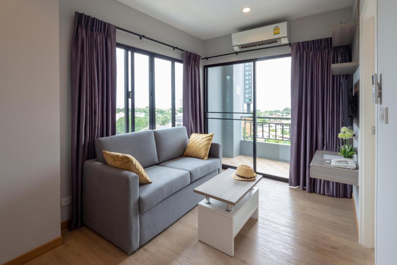 Horsehill Hotel Sriracha Si Racha Dış mekan fotoğraf
