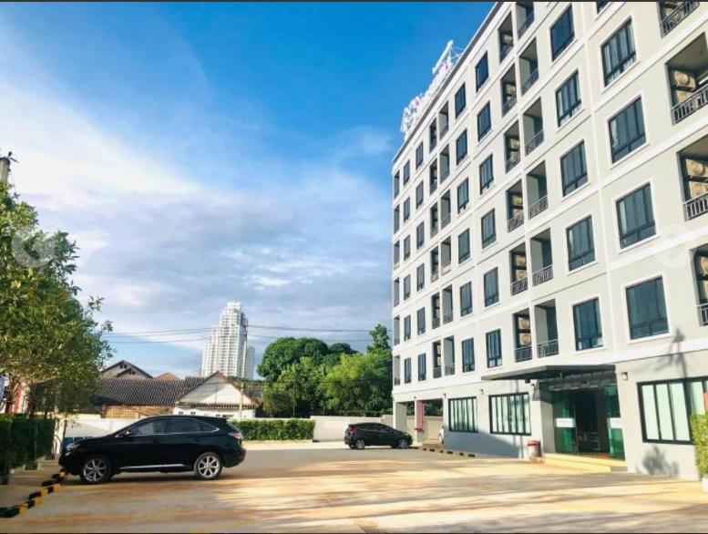 Horsehill Hotel Sriracha Si Racha Dış mekan fotoğraf
